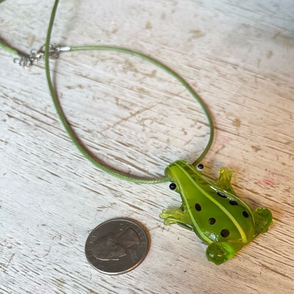 NEW! 18” Vintage Handmade Glass Frog Necklace Lobster Clasp & Extension NWT - Picture 5 of 5